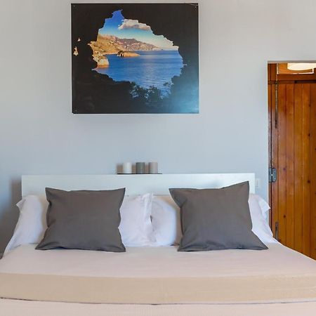Seaview Apartment In Posillipo By Wonderful Italy Peschiera del Garda Kültér fotó