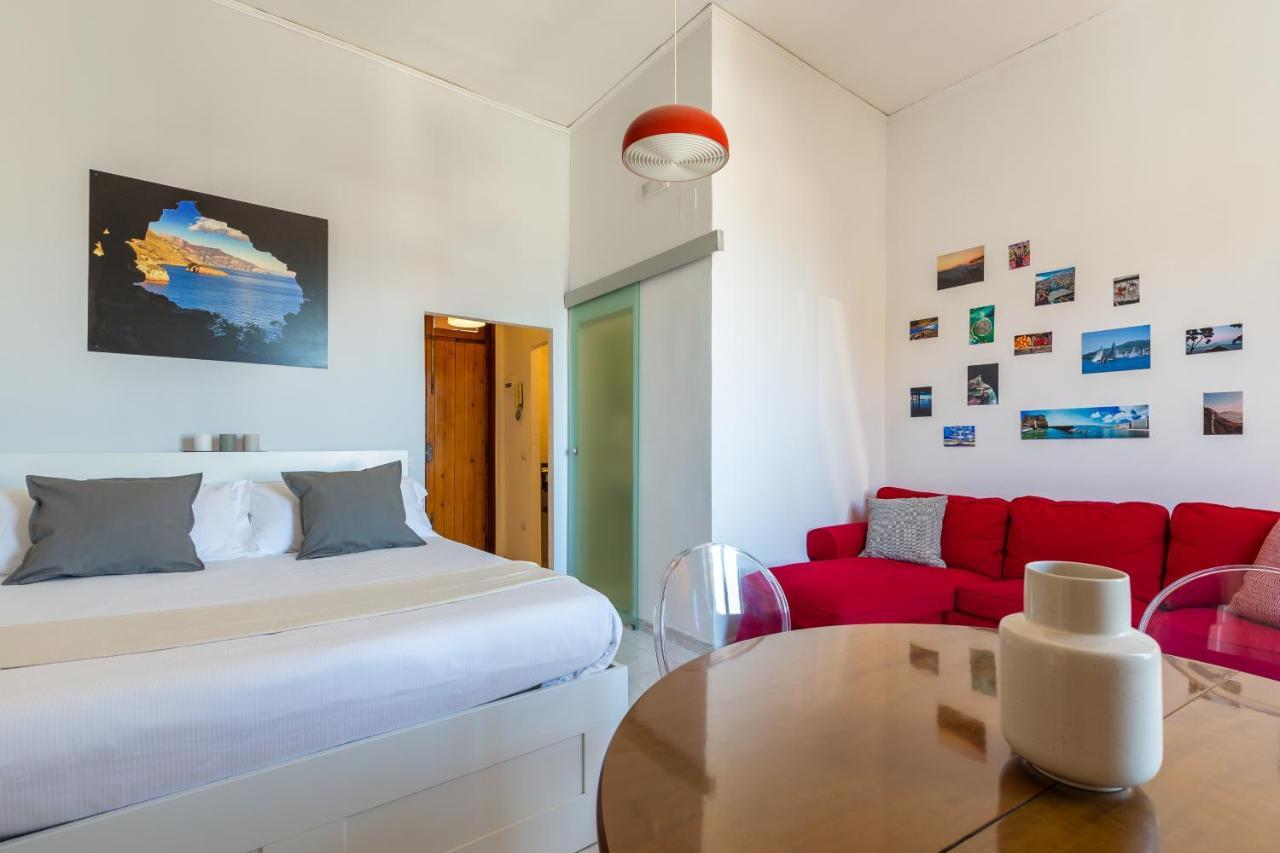 Seaview Apartment In Posillipo By Wonderful Italy Peschiera del Garda Kültér fotó